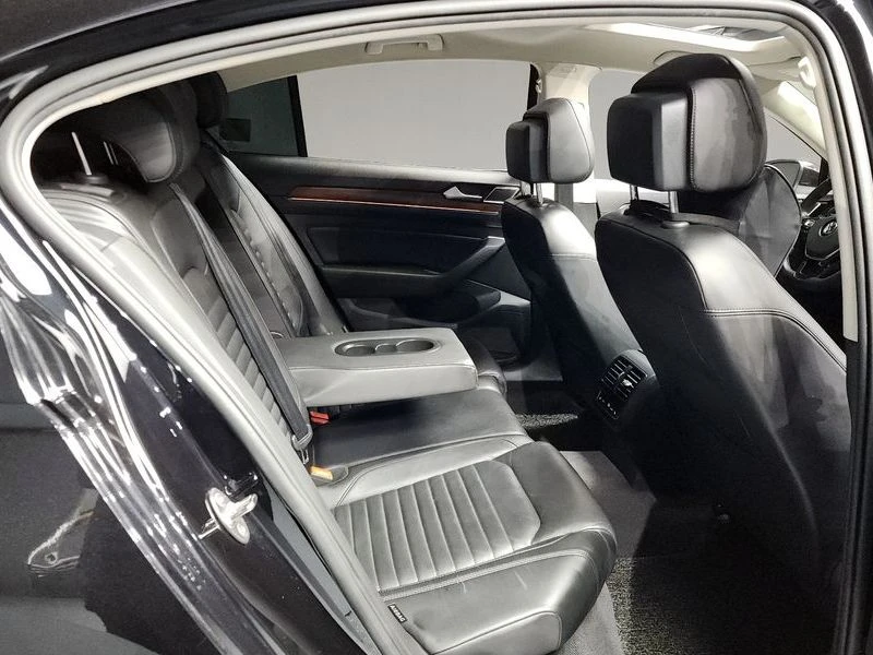 VW Passat 2.0 TDI 4Motion Prestige| 190�.�. | Mobile.bg � ����������� 12