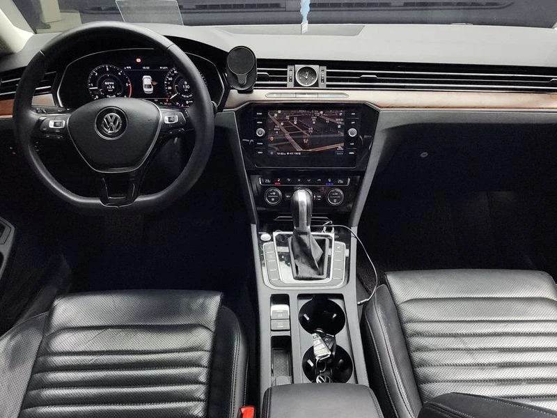 VW Passat 2.0 TDI 4Motion Prestige| 190�.�. | Mobile.bg � ����������� 7