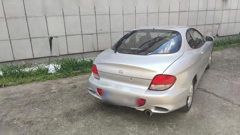 Hyundai Coupe, снимка 5 - Автомобили и джипове - 56539041