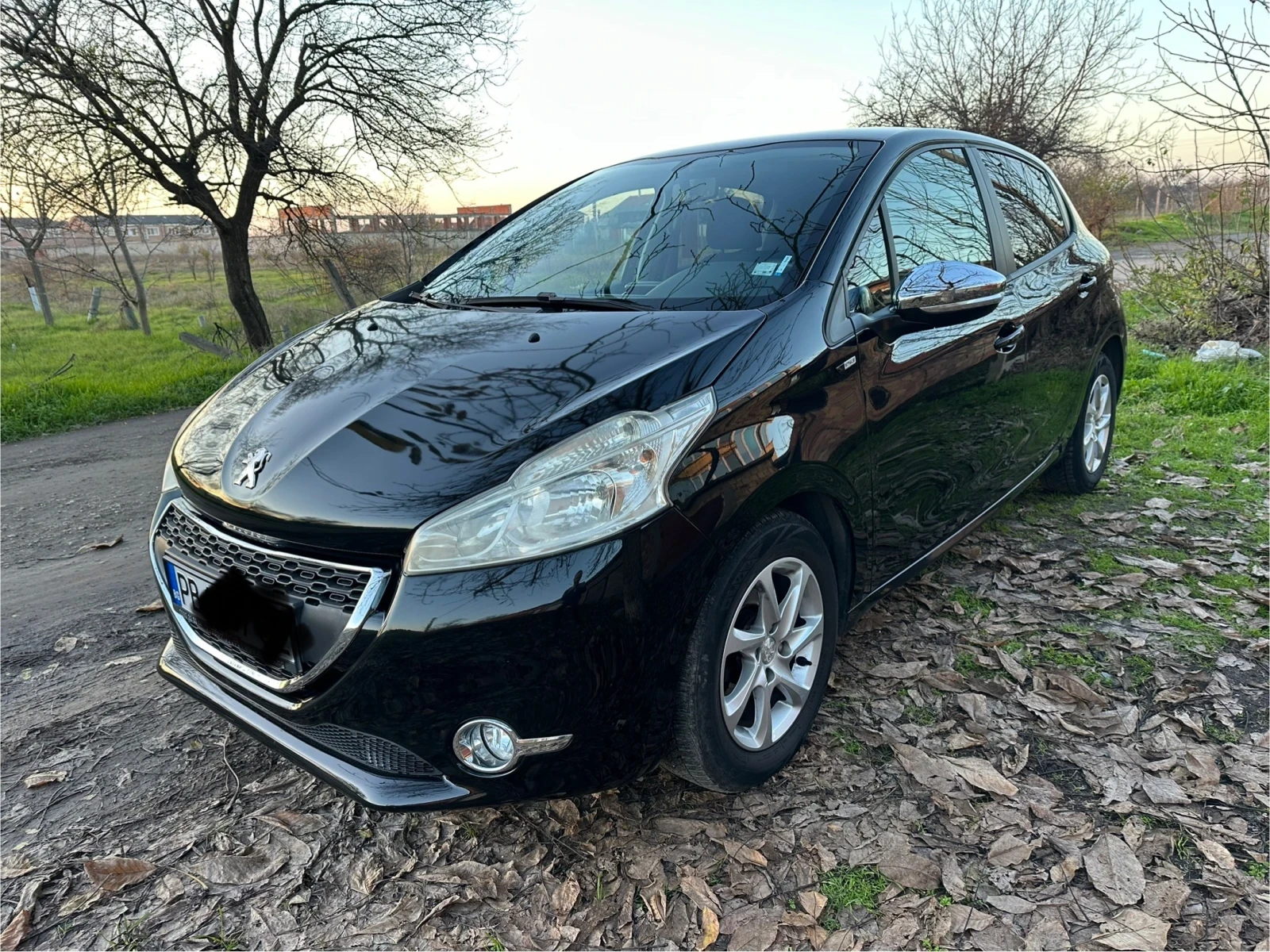 Peugeot 208 1.2 бензин Style, снимка 1