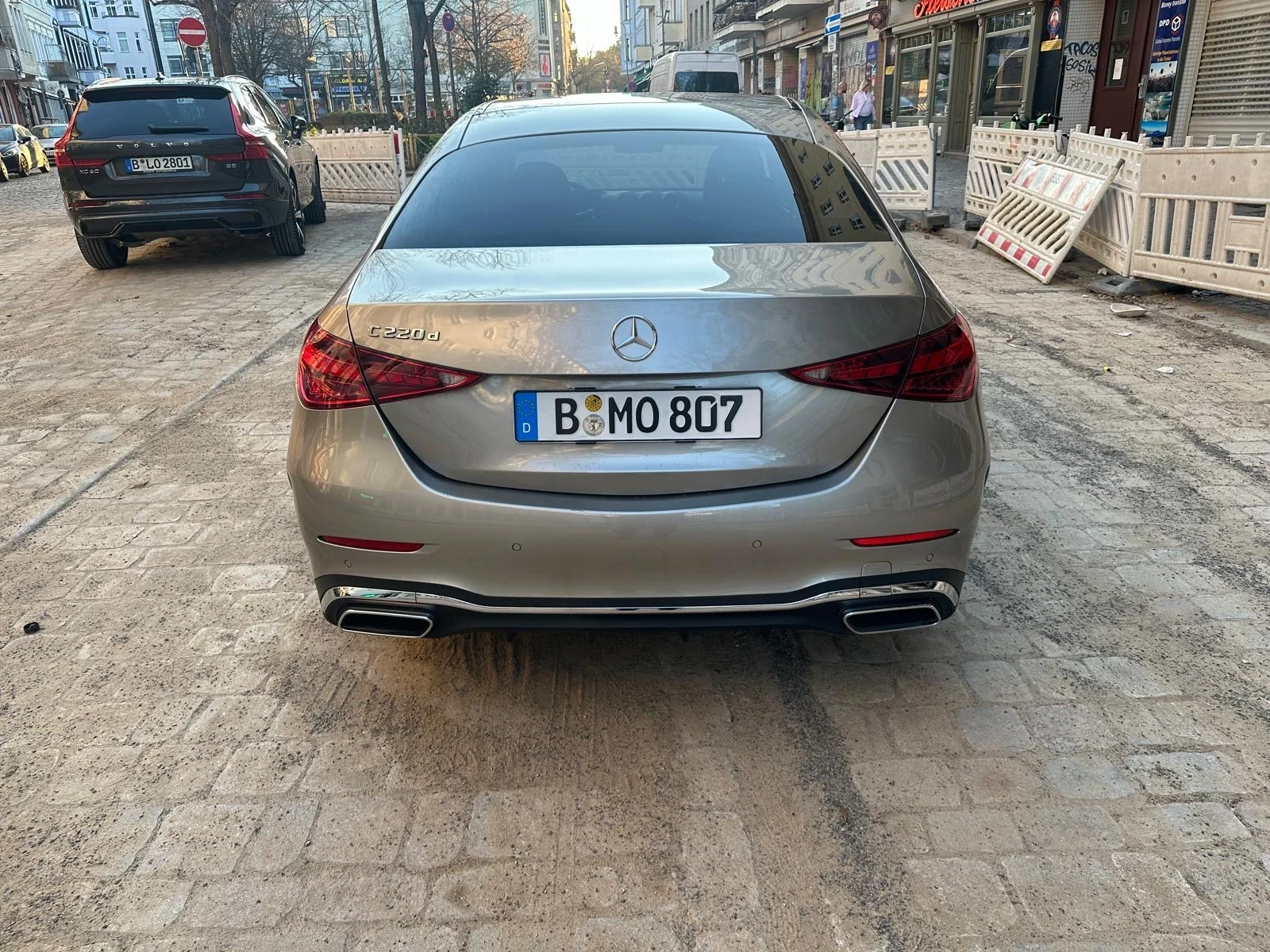 Mercedes-Benz C 220  AMG* Head-Up* 360* Лизинг  - изображение 3