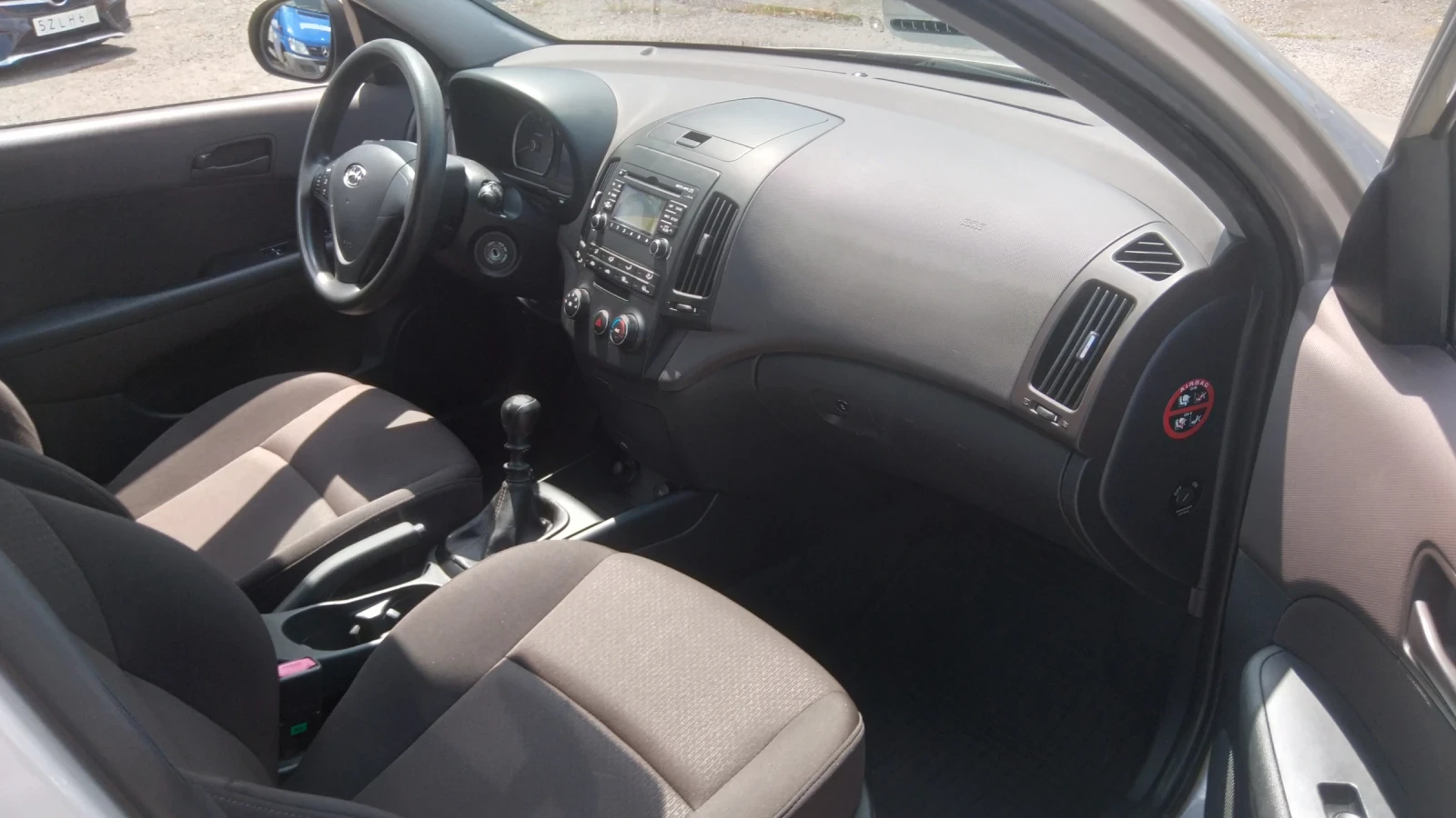 Hyundai I30 1.4i  109кс - изображение 7