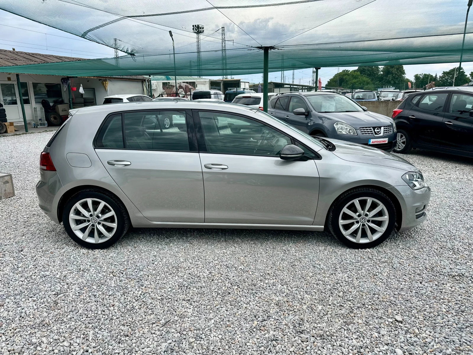 VW Golf 1.6TDI* HighLine*  - изображение 7