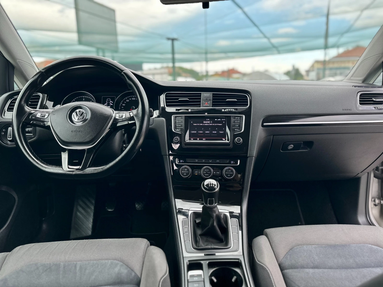VW Golf 1.6TDI* HighLine*  - изображение 8