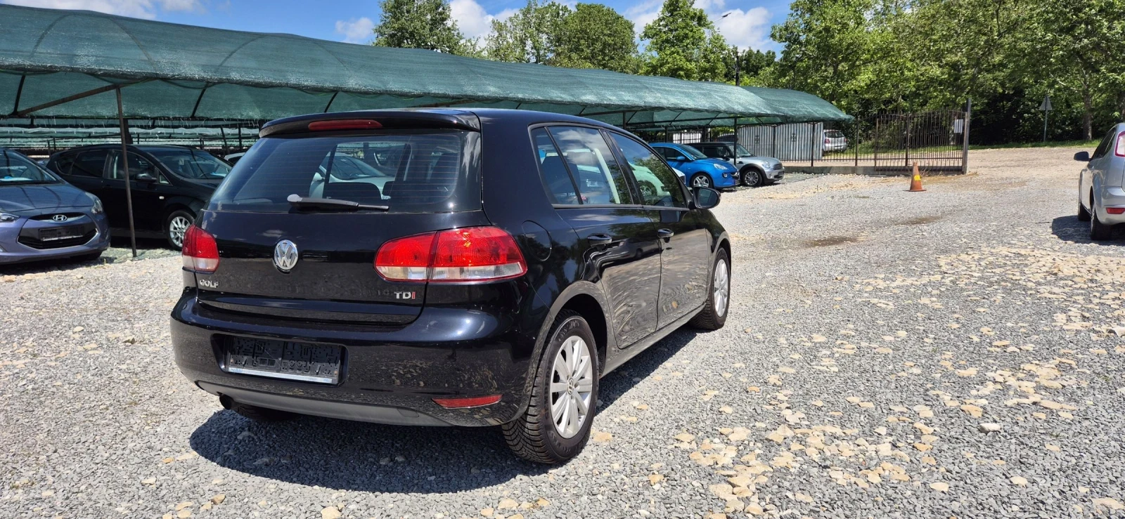 VW Golf 1.6, снимка 8 - Автомобили и джипове - 51719212