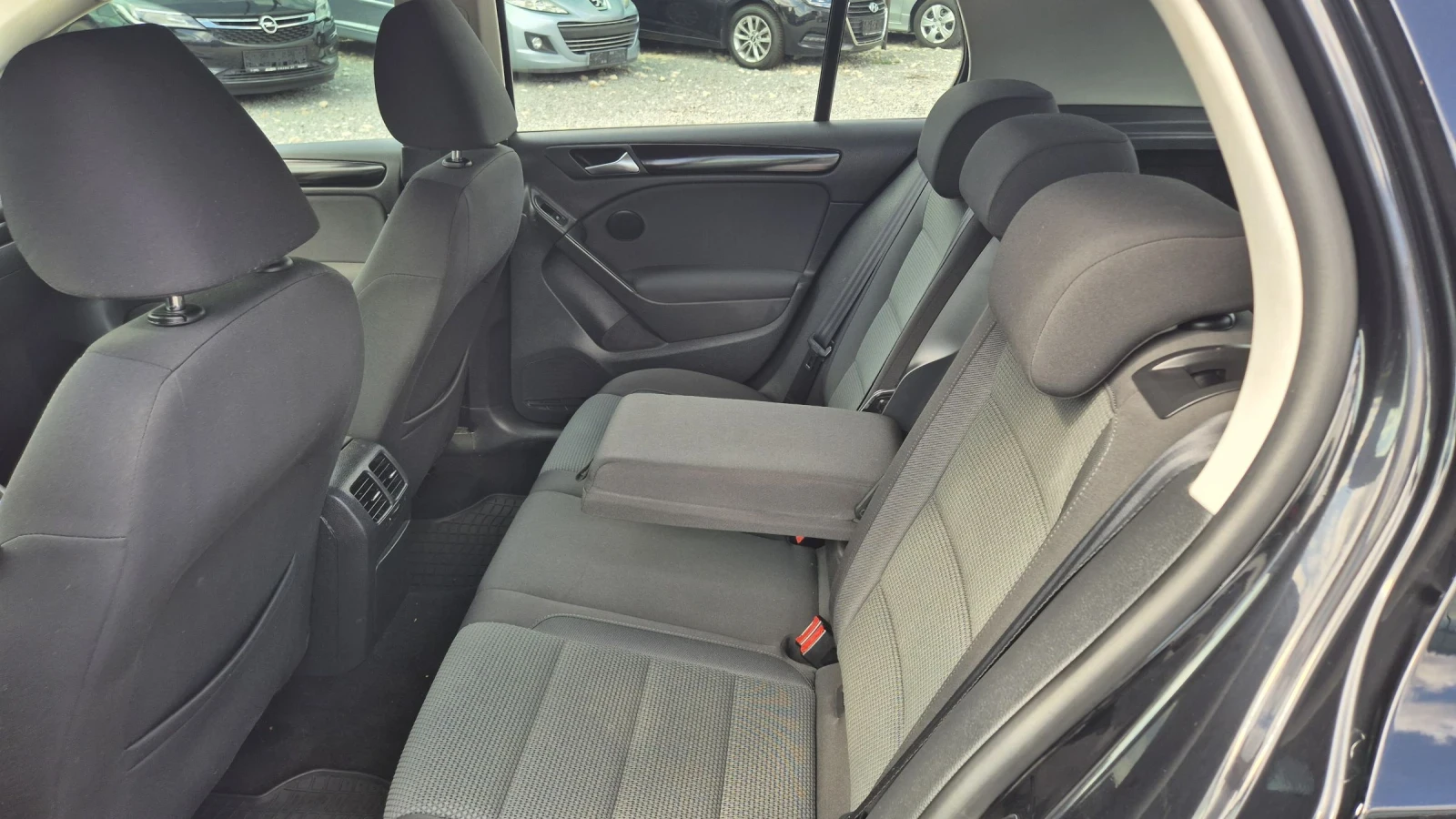 VW Golf 1.6 | Mobile.bg   11