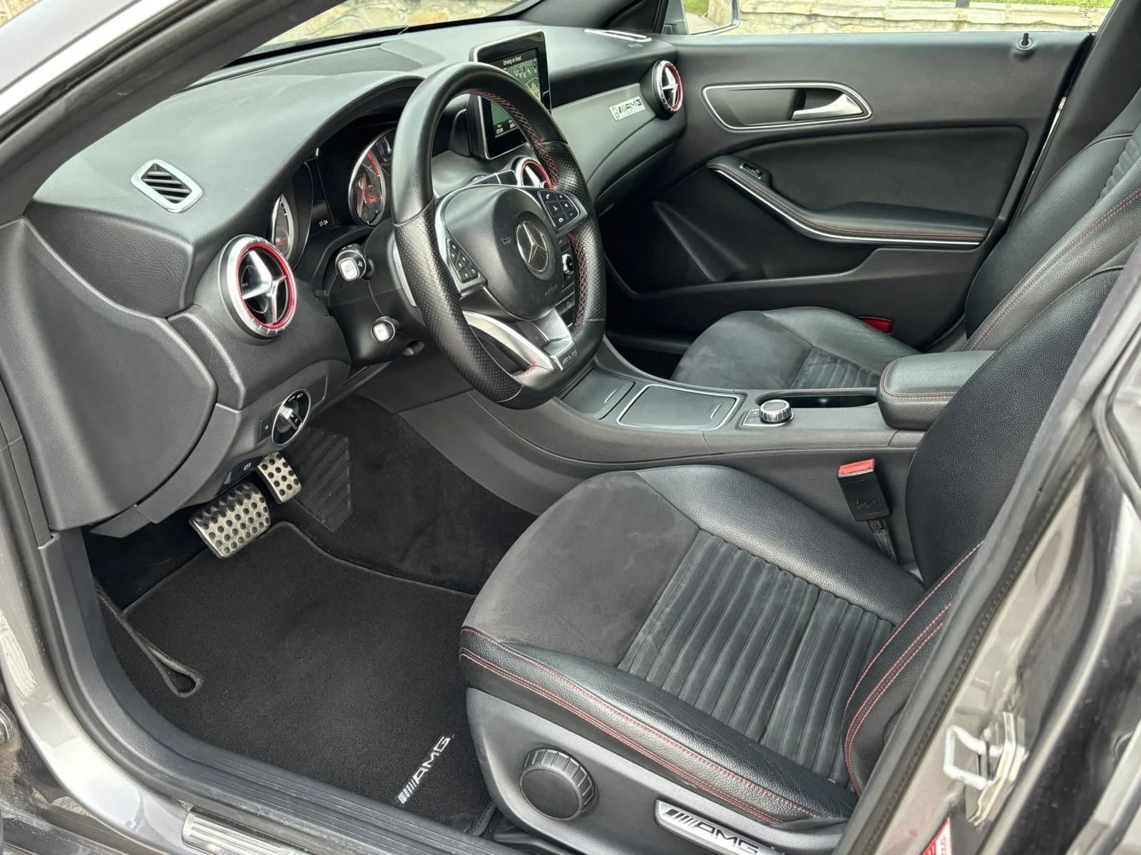 Mercedes-Benz CLA 220 AMG 4-MATIC - изображение 9