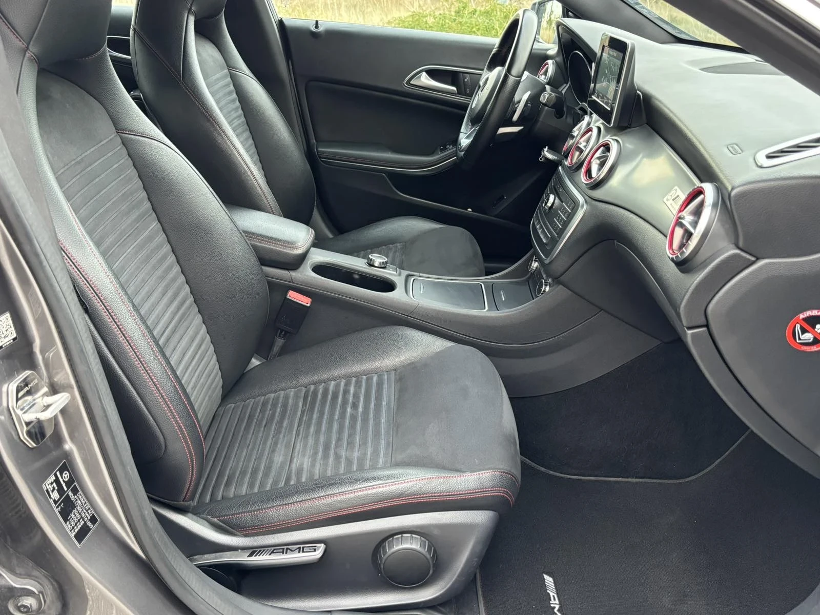 Mercedes-Benz CLA 220 AMG 4-MATIC - изображение 10