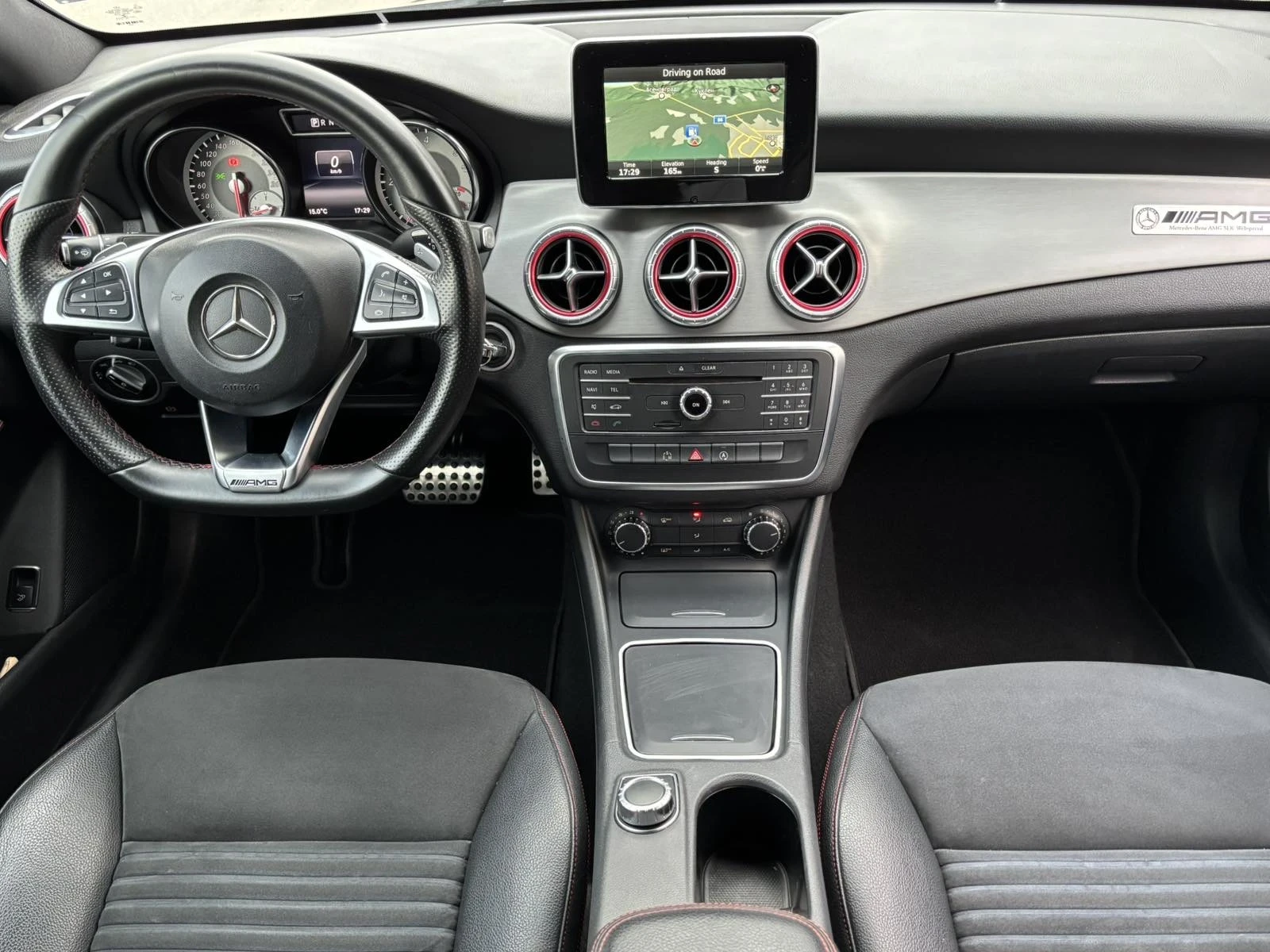 Mercedes-Benz CLA 220 AMG 4-MATIC - изображение 7