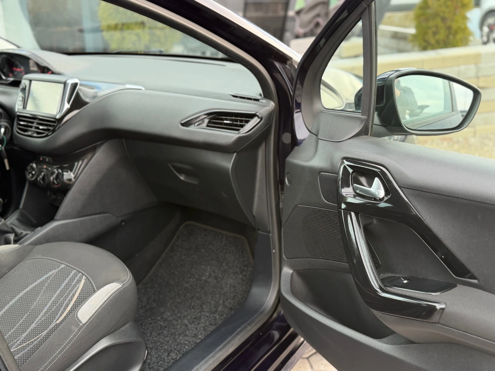 Peugeot 208 * EURO 6* ALLURE*  - изображение 10