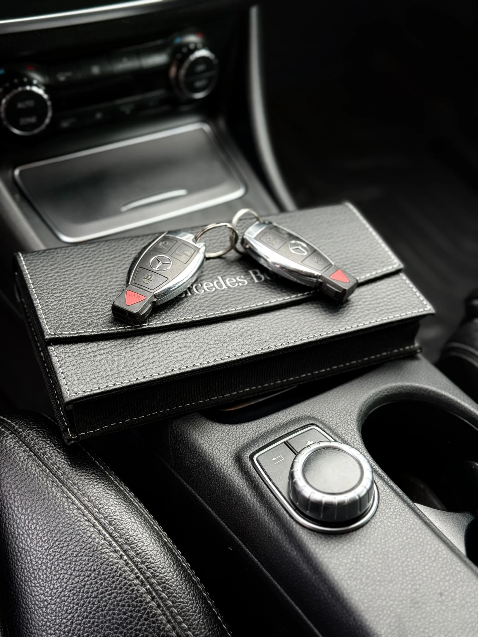 Mercedes-Benz CLA 250 4M* AMG* Harman/Kardon* Multibeam* �������* ����*  | Mobile.bg � ����������� 14