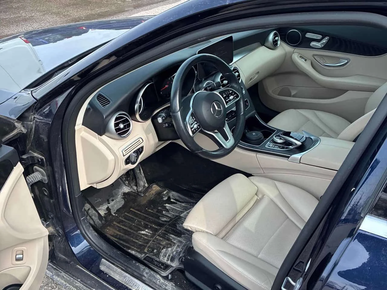 Mercedes-Benz C 300 * CARFAX * ЦЕНА ДО БГ - изображение 5