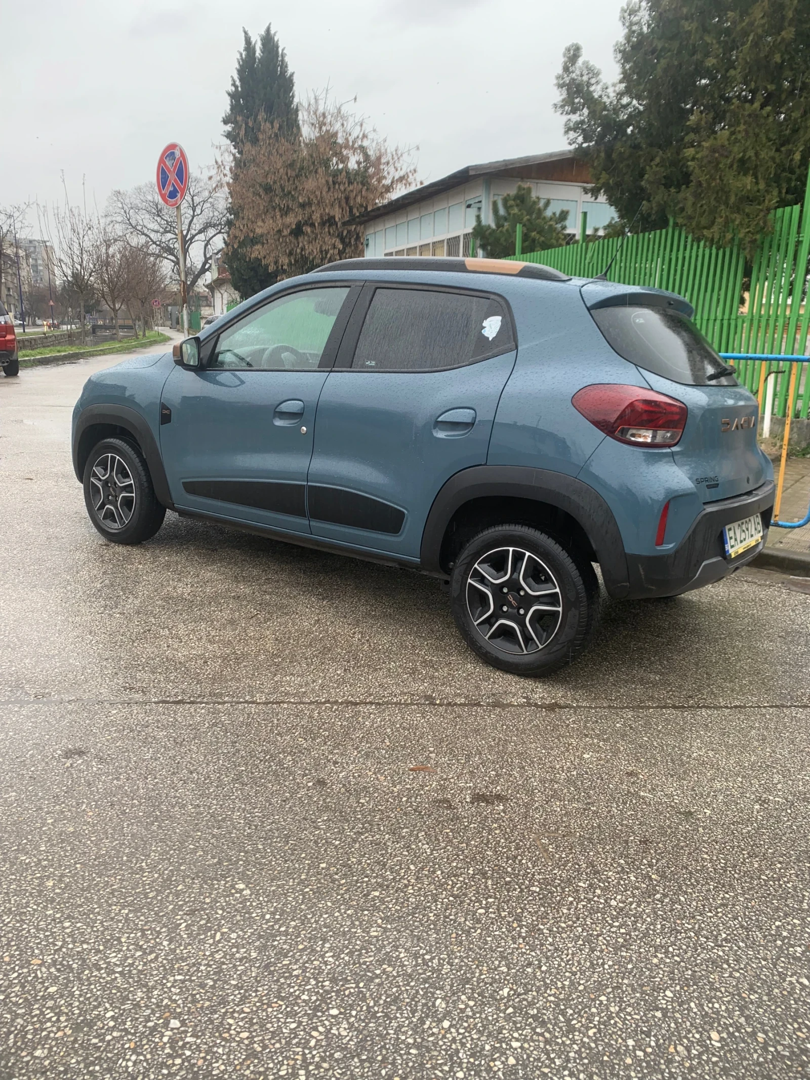 Dacia Spring, снимка 3 - Автомобили и джипове - 53863190