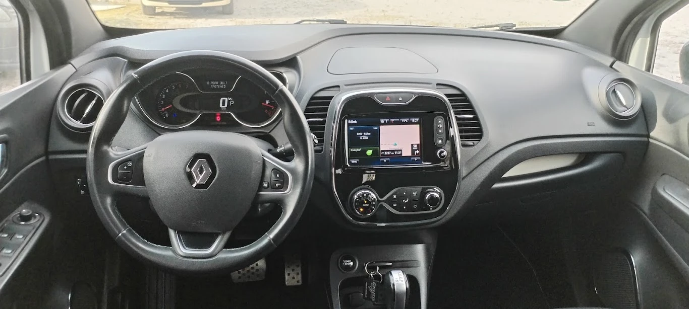 Renault Captur 1.2i CROSSBORDER, снимка 16 - Автомобили и джипове - 53948990