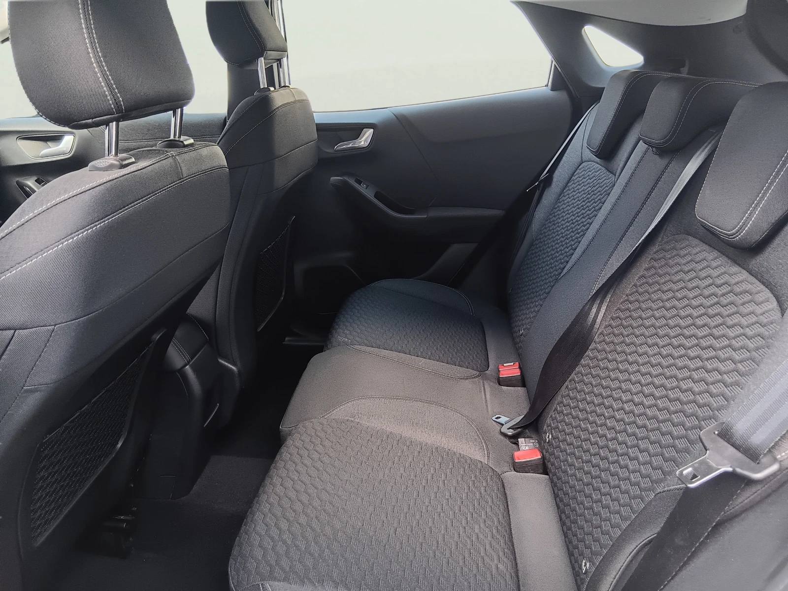 Ford Puma 1.0 EcoBoost mHEV, снимка 13 - Автомобили и джипове - 54209444