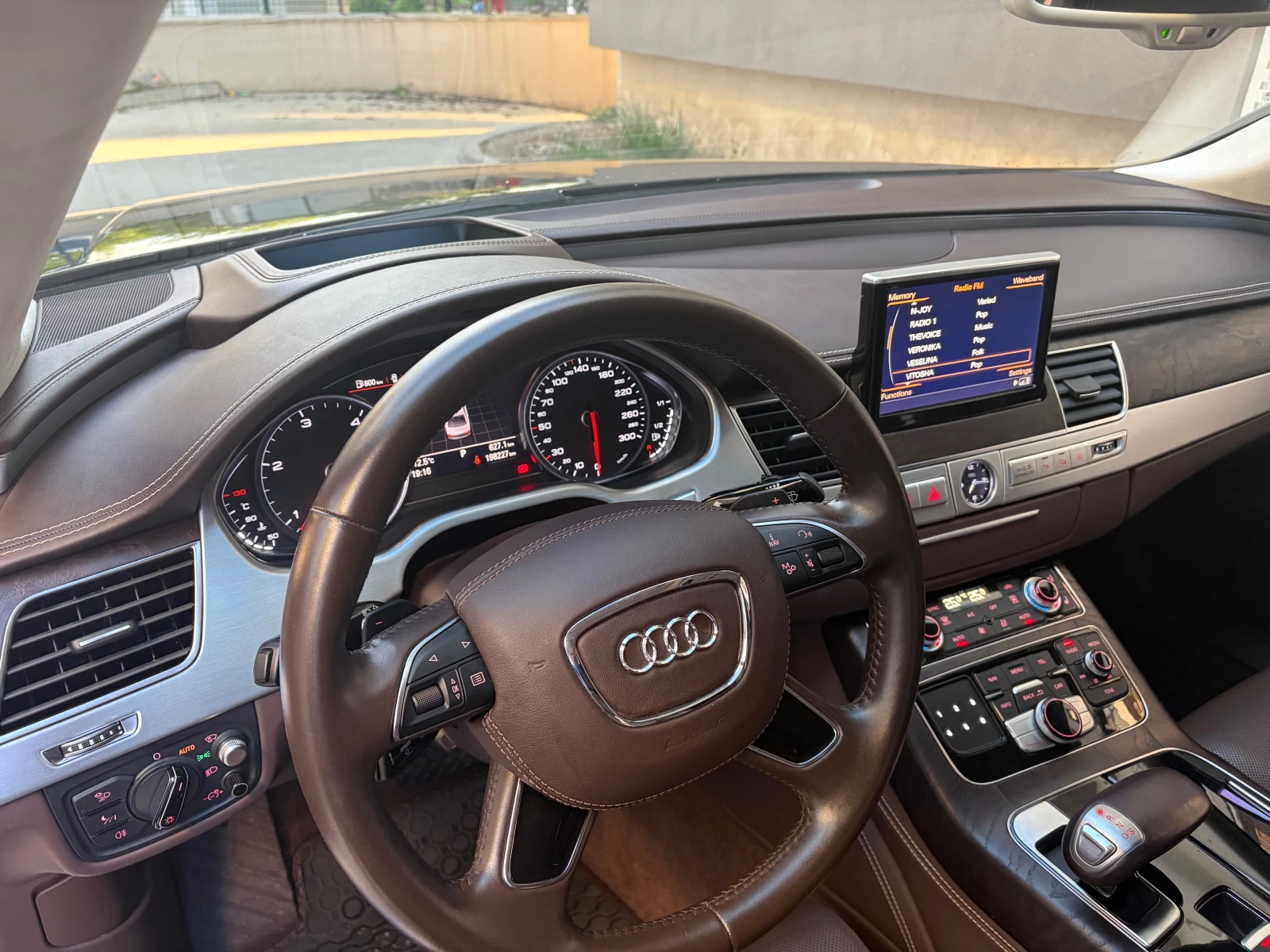 Audi A8 Design Selection Head Up Full Full, снимка 13 - Автомобили и джипове - 54402089