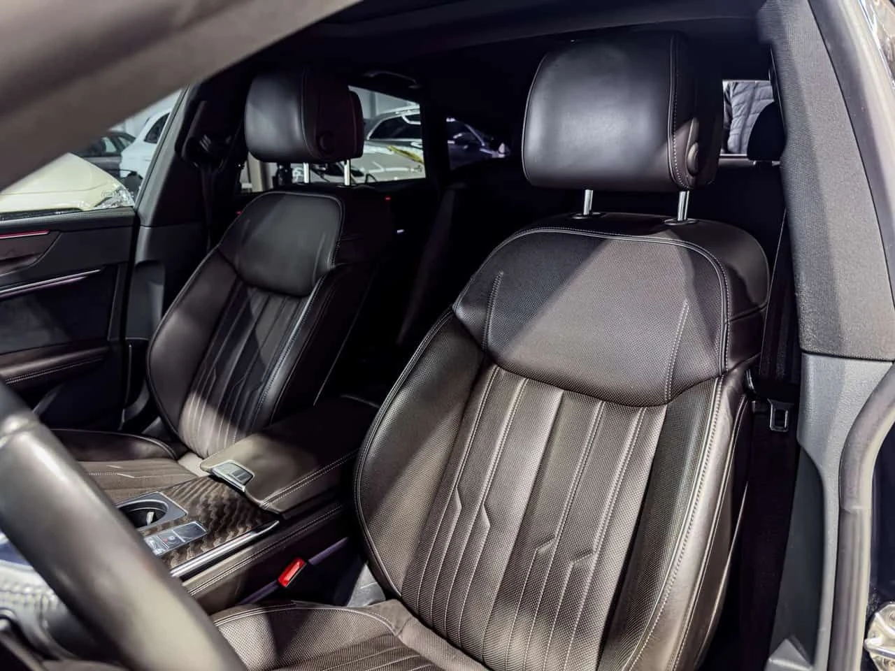 Audi A7 * Фиксирана цена до БГ * Чисто нов мотор от Audi *, снимка 10 - Автомобили и джипове - 54627451