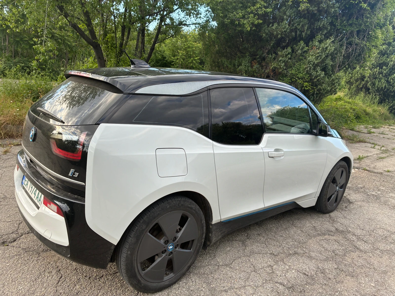 BMW i3 Хечбек, снимка 3 - Автомобили и джипове - 54896147