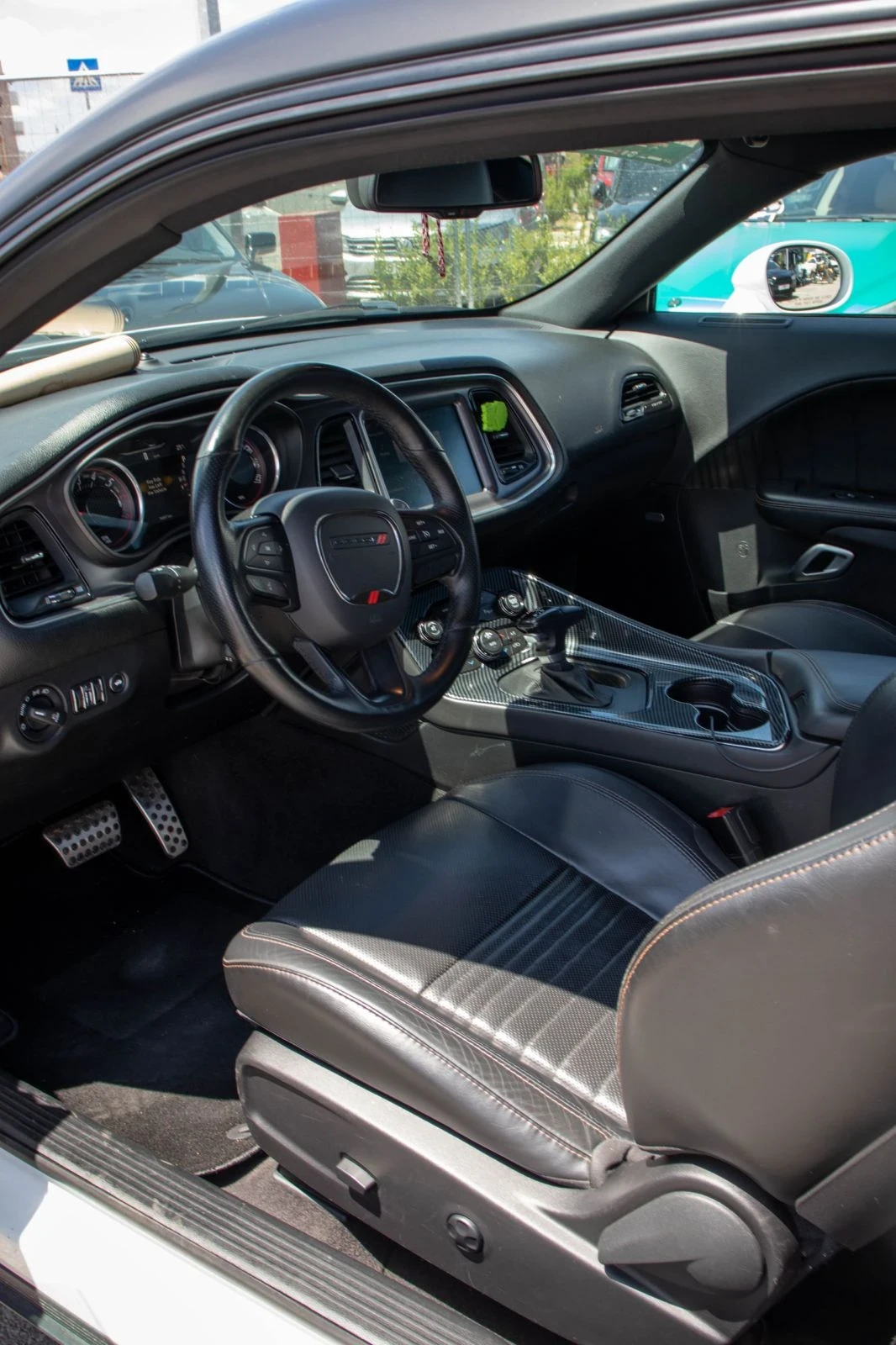 Dodge Challenger RT Shaker Plus , снимка 13 - Автомобили и джипове - 55042218