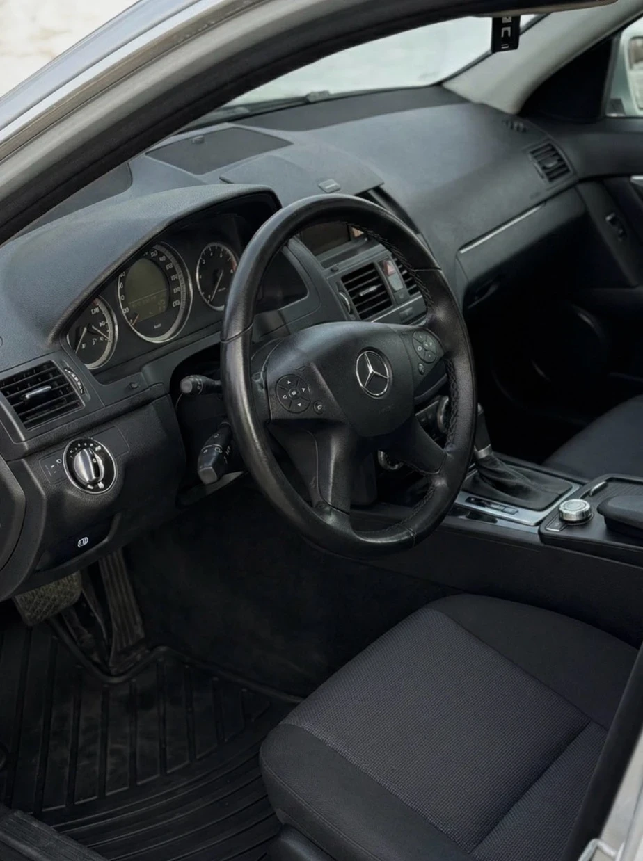 Mercedes-Benz 220, снимка 5 - Автомобили и джипове - 55225467