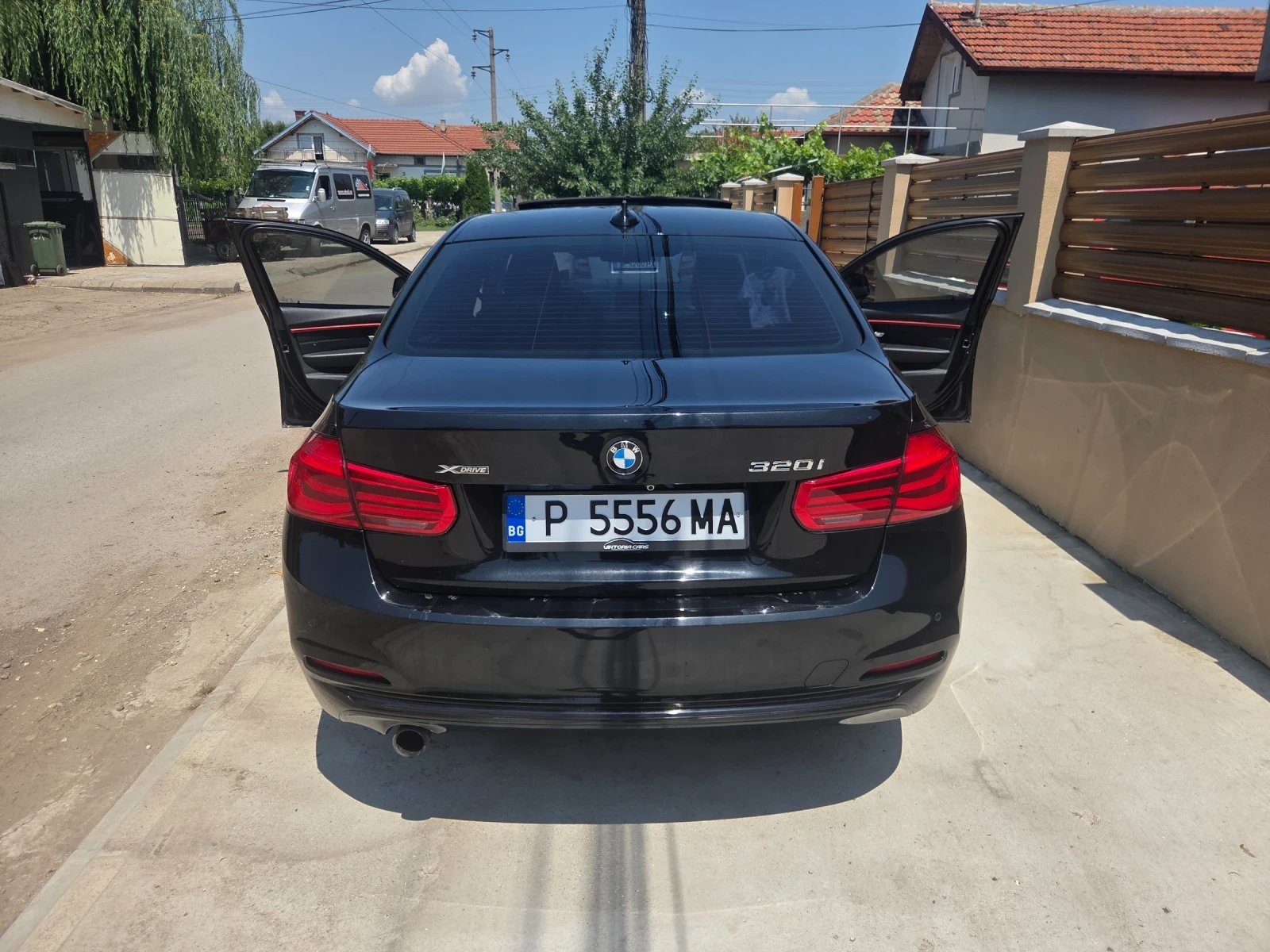 BMW 320, снимка 7 - Автомобили и джипове - 55600285