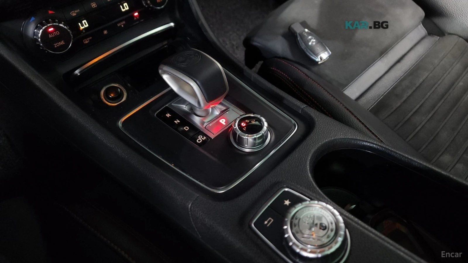 Mercedes-Benz A45 AMG 4MATIC* ПОДГРЕВ* ПАНО* КАМЕРА* АВТОКРЕДИТ, снимка 7 - Автомобили и джипове - 55696372
