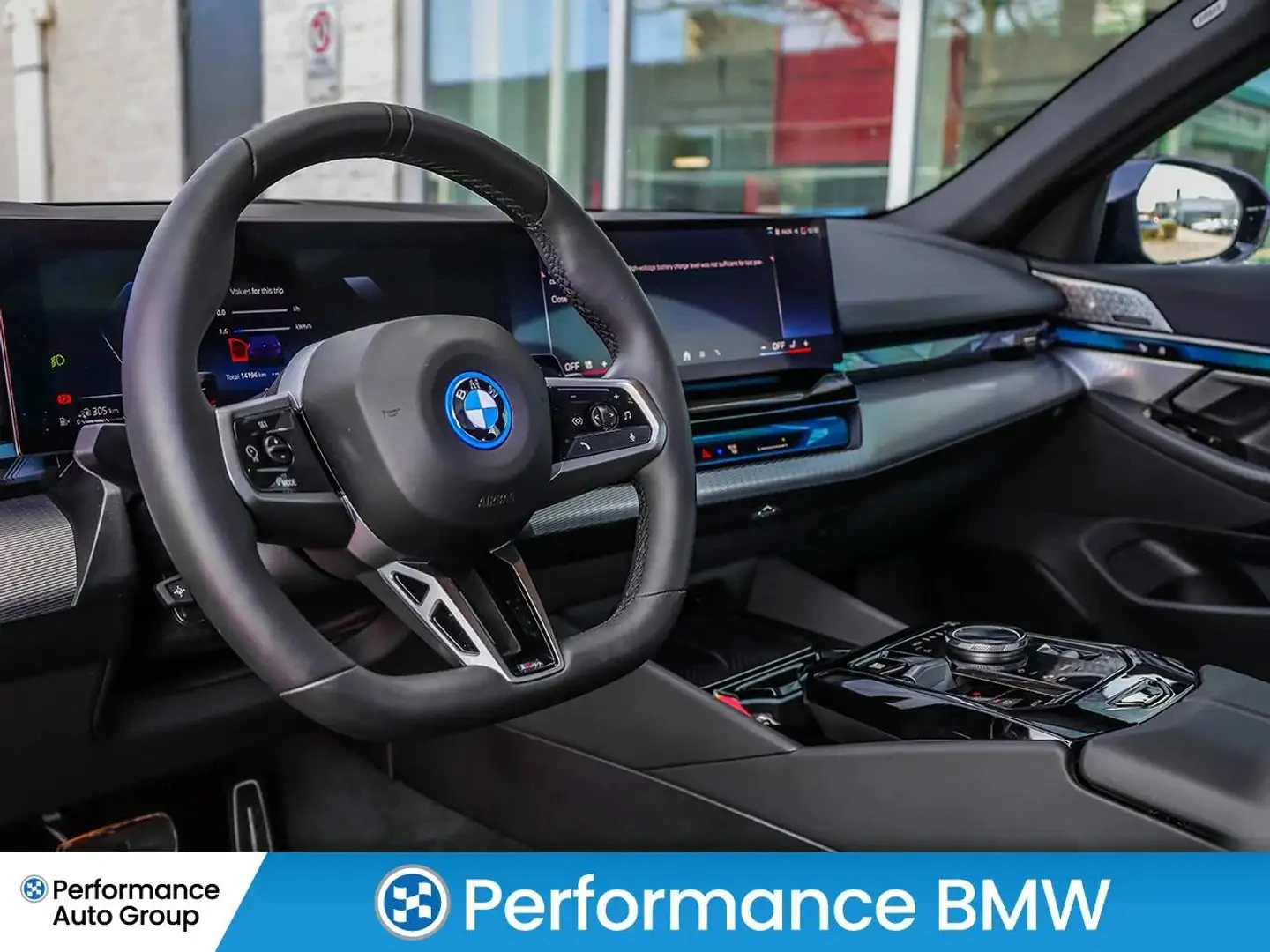 BMW 550 e M Sport Premium ЦЕНА ДО БЪЛГАРИЯ АВТОКРЕДИТ, снимка 8 - Автомобили и джипове - 55886604