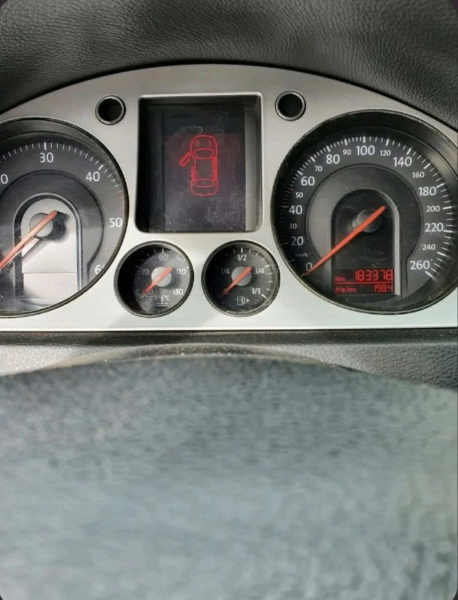 VW Passat, снимка 3 - Автомобили и джипове - 56202125