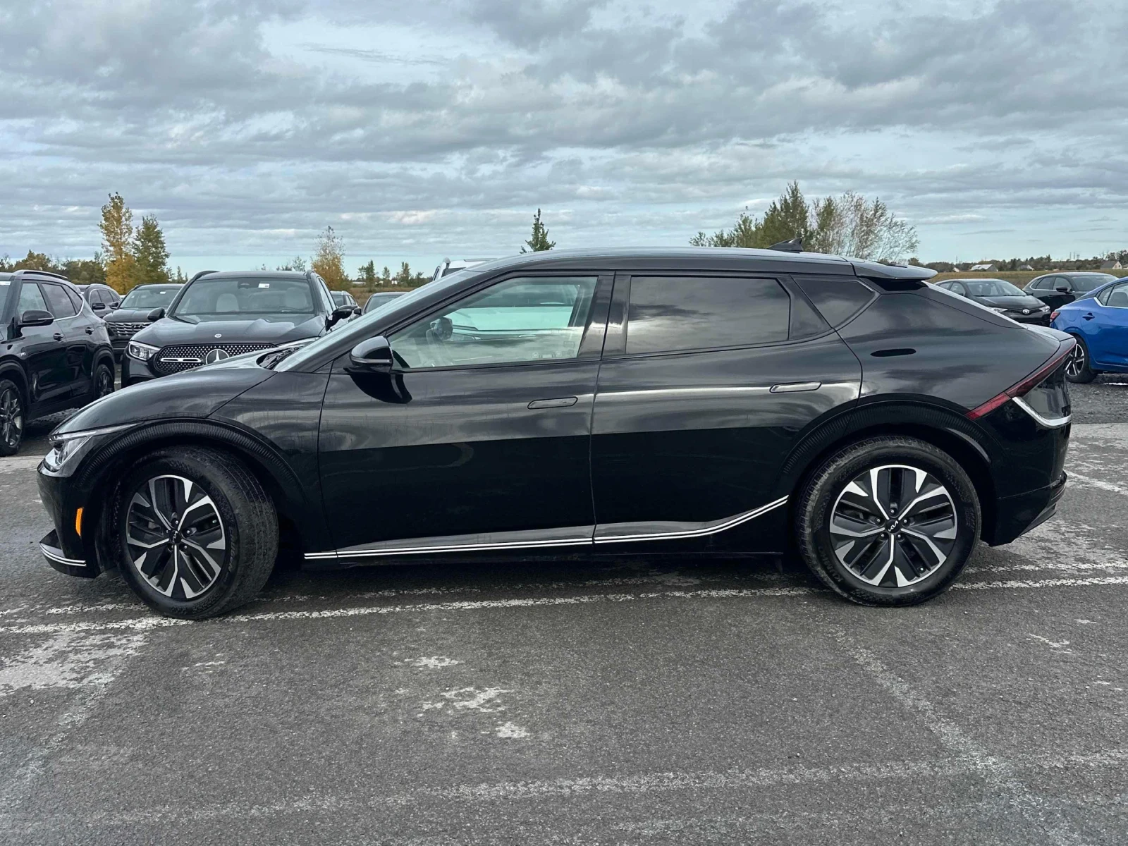 Kia EV6 Long Range* Back cam* Keyless* Подгрев* 2ключа* , снимка 5 - Автомобили и джипове - 56348531