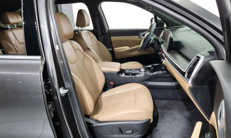 Kia Sorento Gasoline 2.5T 2WD Signature, снимка 11 - Автомобили и джипове - 52108991