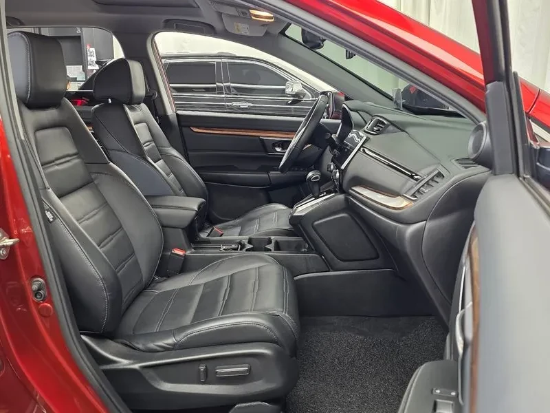 Honda Cr-v 1.5 Touring 4Wd, снимка 11 - Автомобили и джипове - 55887864