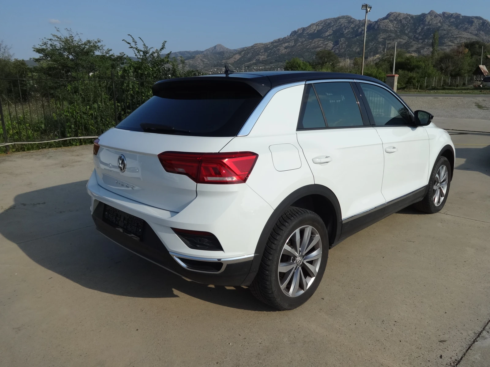 VW T-Roc 1.6TDI - изображение 5