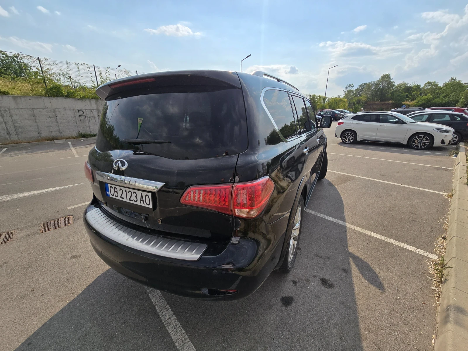 Infiniti QX56 5.6 - изображение 4