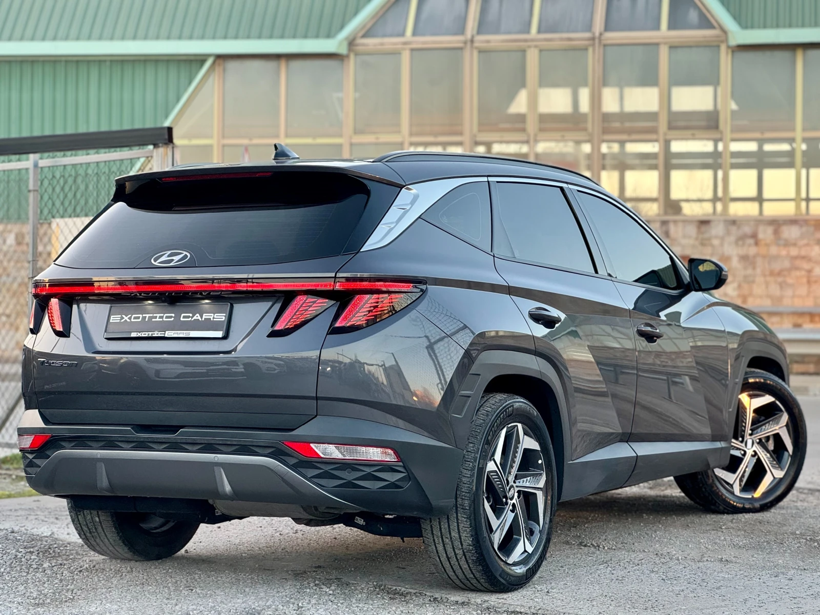 Hyundai Tucson 2.0 ! 2WD ! Inspiration ! - изображение 4