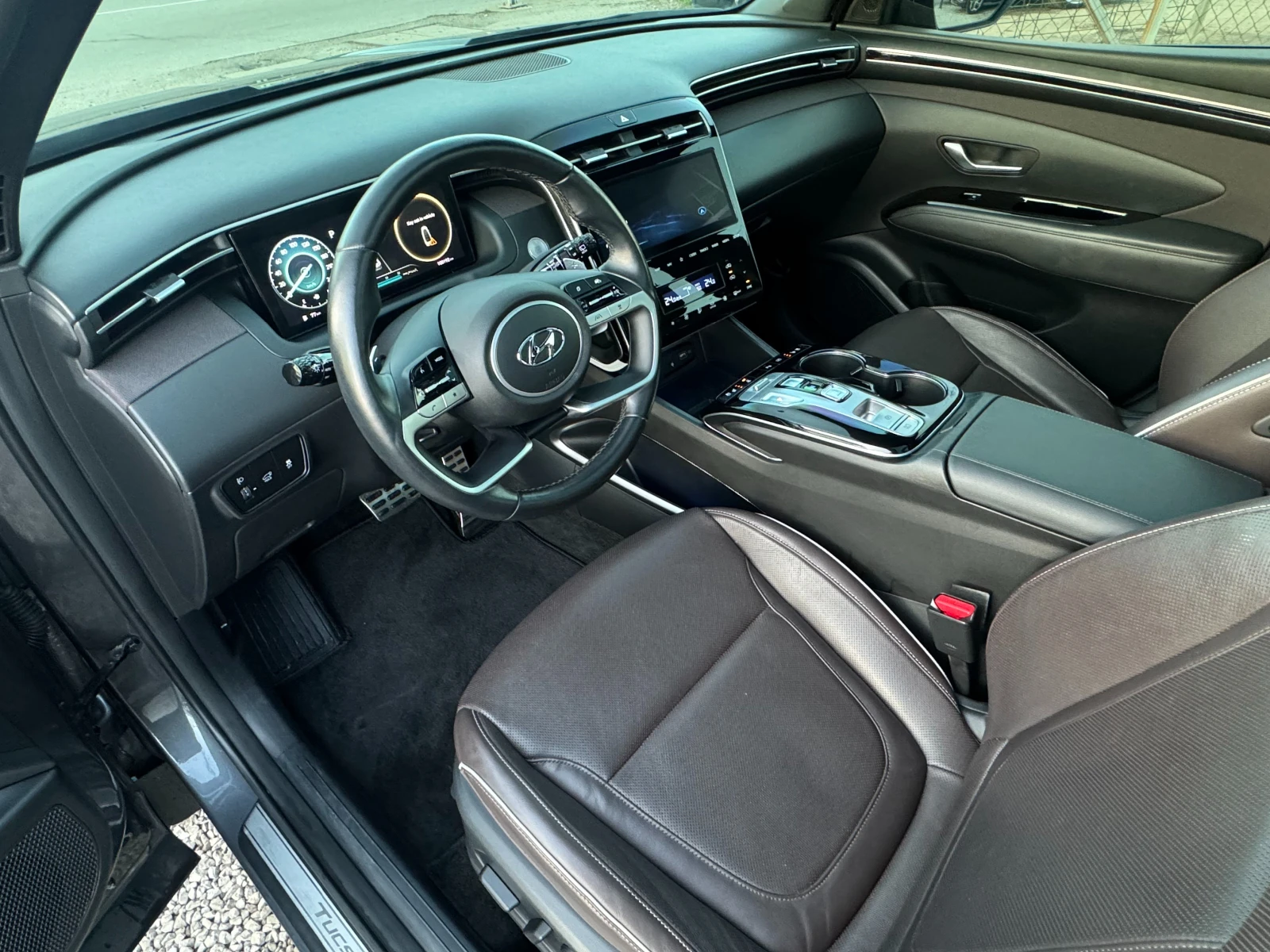 Hyundai Tucson 2.0 ! 2WD ! Inspiration ! - изображение 8