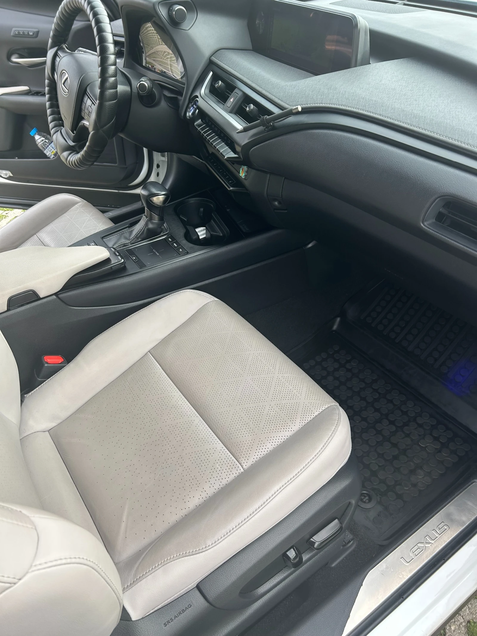 Lexus UX 250h ���� | Mobile.bg � ����������� 7