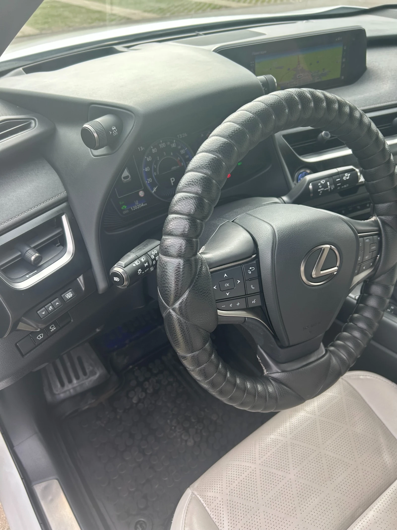 Lexus UX 250h ���� | Mobile.bg � ����������� 6