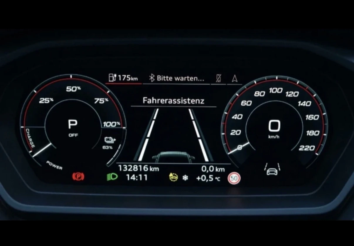 Audi Q4  E tron/Sportback Advanced/Pano/Kamera/ - изображение 6