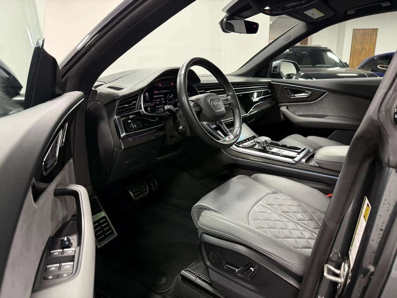 Audi SQ8 * quattro Premium Plus * CARFAX * ���� �� �� | Mobile.bg � ����������� 9