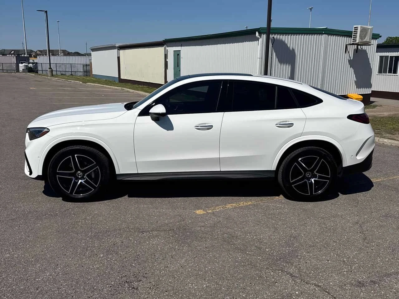 Mercedes-Benz GLC 300 4MATIC COUPE/ПАНОРАМА/360, снимка 3 - Автомобили и джипове - 54903445