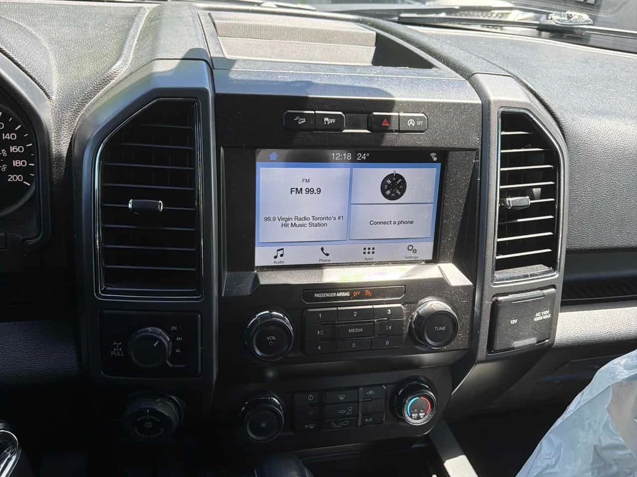 Ford F150 * 4WD SuperCrew 5.5' Box * CARFAX * ЦЕНА ДО БГ, снимка 9 - Автомобили и джипове - 54983616