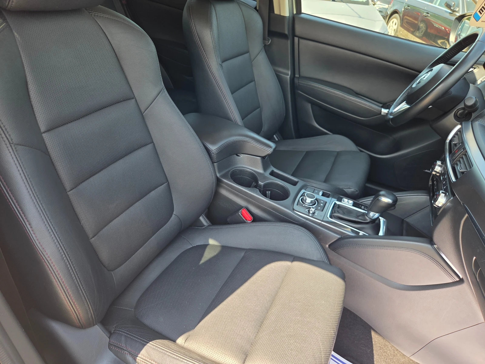 Mazda CX-5 2.5 192 PS Skyactiv Revolution AWD ШВЕЙЦАРИЯ, снимка 11 - Автомобили и джипове - 55298311