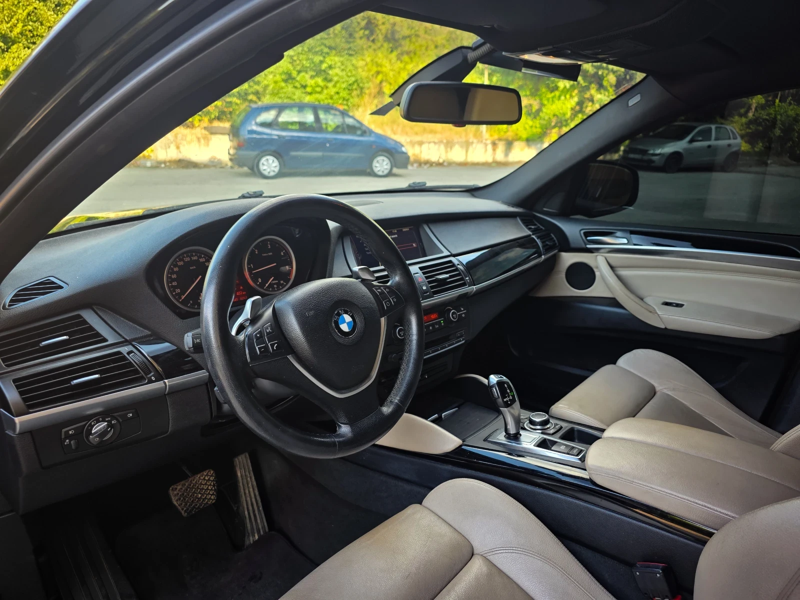 BMW X6 = SPORT PACKET= 21'= КАМЕРА= РЕКАРО= 4.0d= , снимка 5 - Автомобили и джипове - 55546901