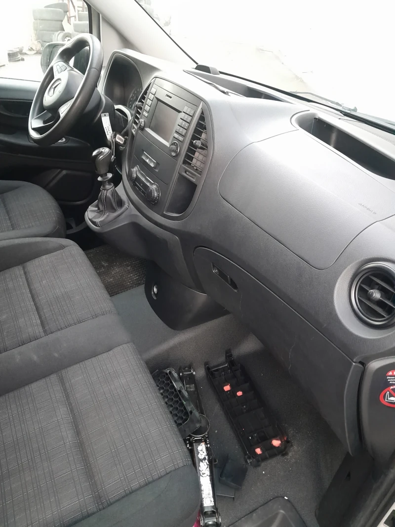 Mercedes-Benz Vito Vito, снимка 6 - Бусове и автобуси - 52424816