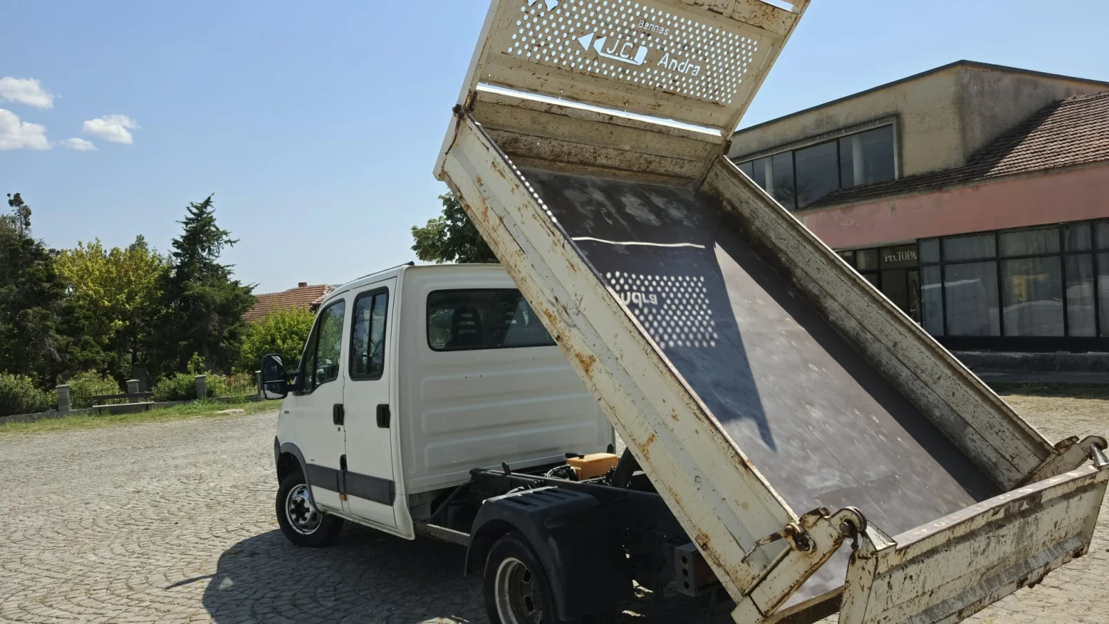 Iveco Daily Самосвал , снимка 11 - Бусове и автобуси - 55803857