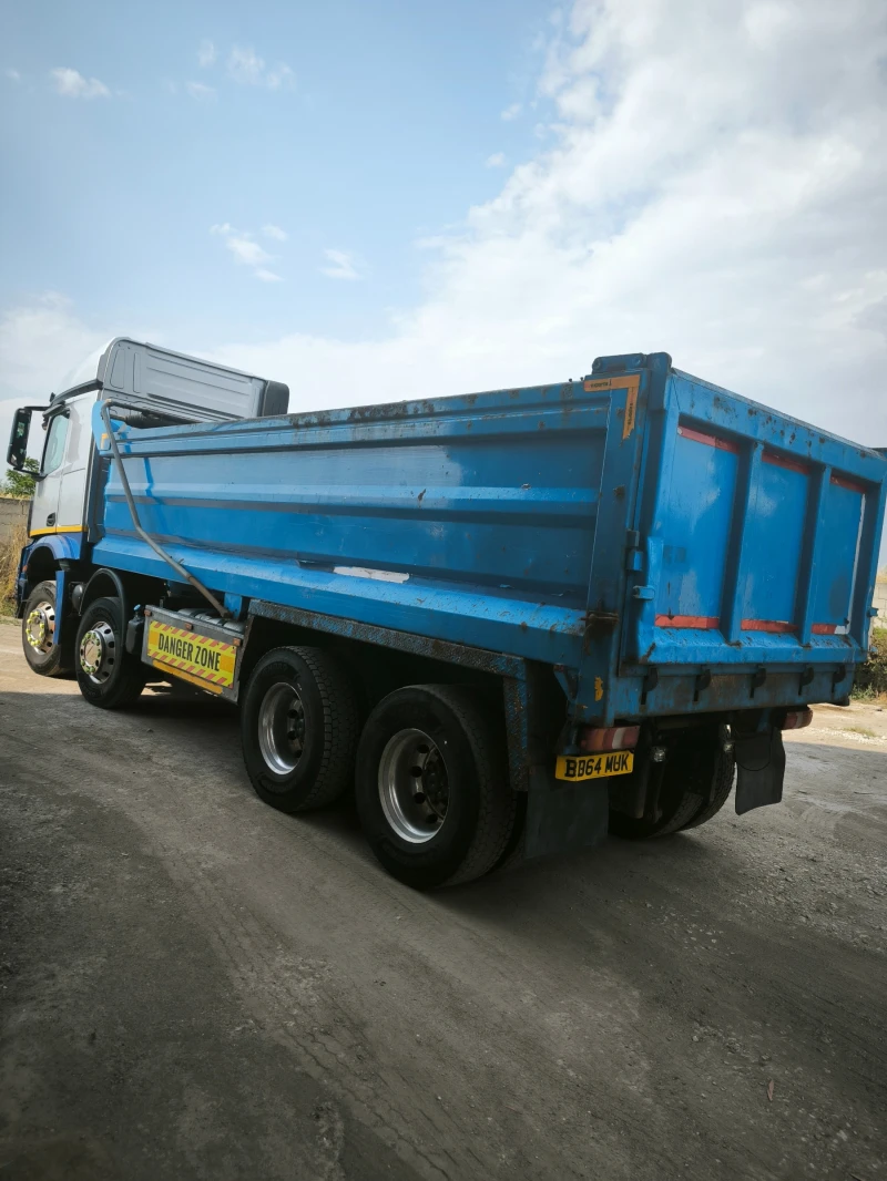 Mercedes-Benz Arocs, снимка 5 - Камиони - 51061203