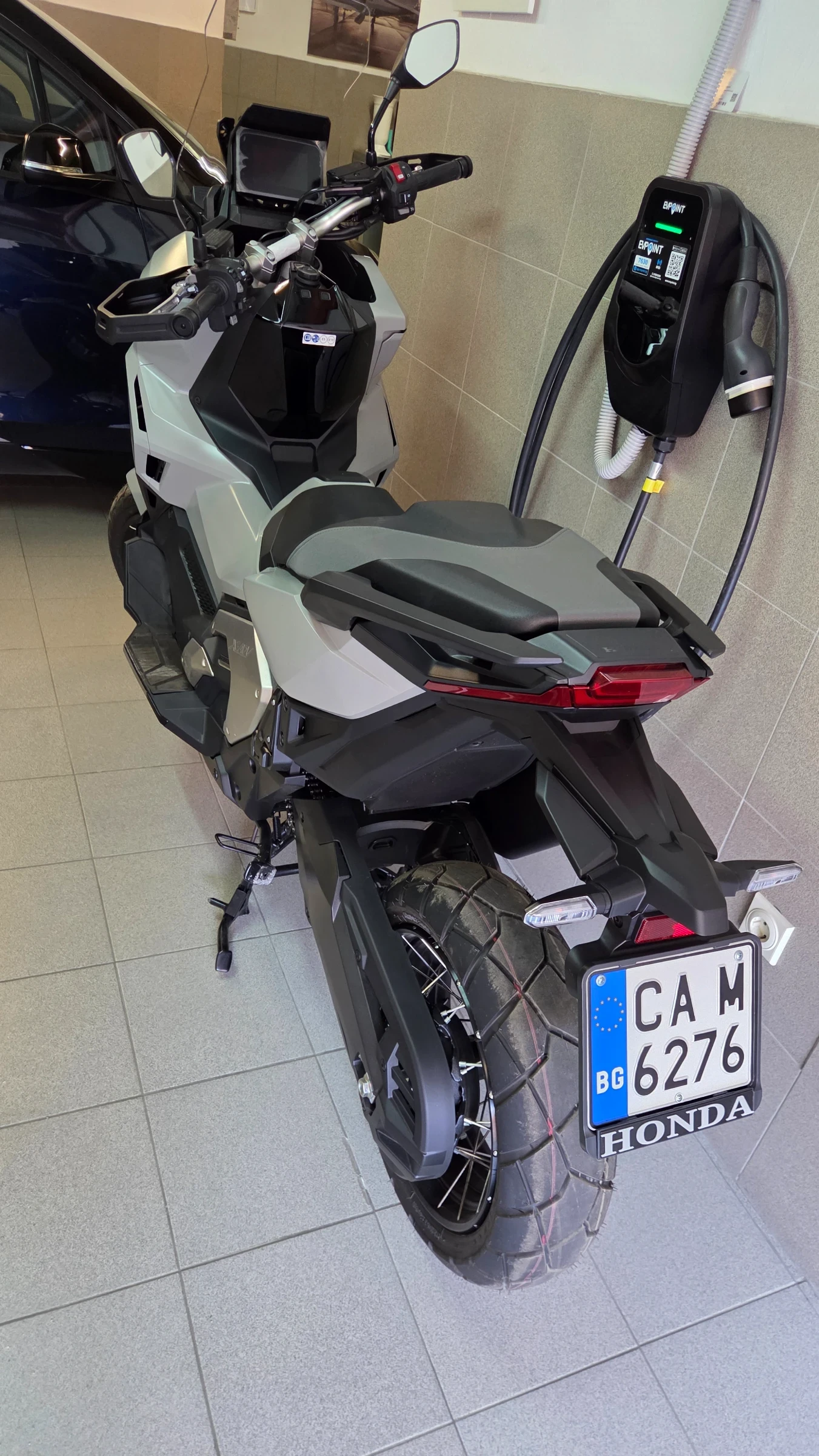 Honda X-ADV 750, снимка 2 - Мотоциклети и мототехника - 55472295