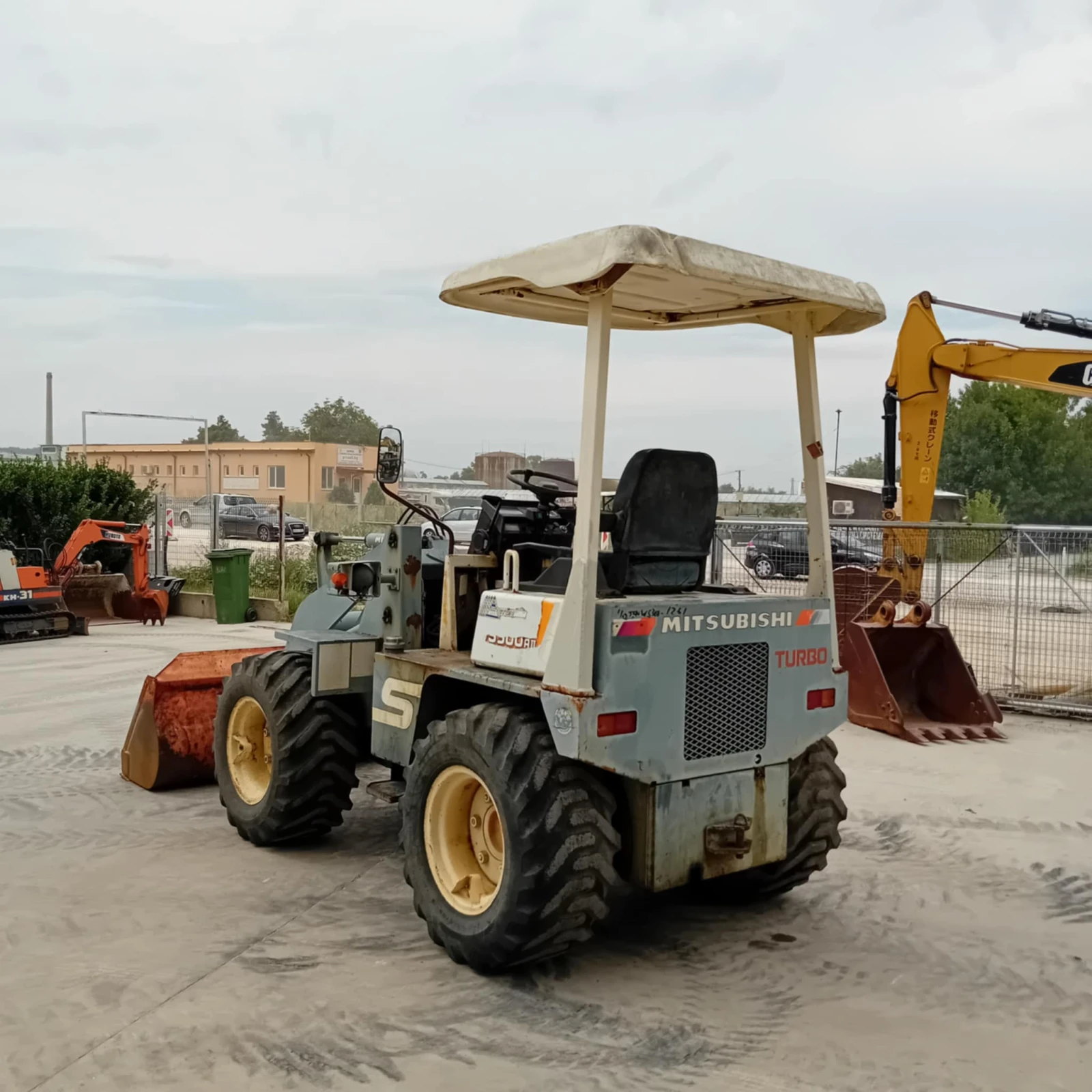 Мини челни товарачи Kubota Mitsubishi WS300A * НАЛИЧЕН * ТОП СЪСТОЯНИЕ *  - изображение 3
