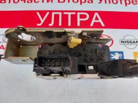 YC1A-V21812-CH Брава на предна дясна врата  FORD TRANSIT 2010г. YC1AV21812CH, снимка 3