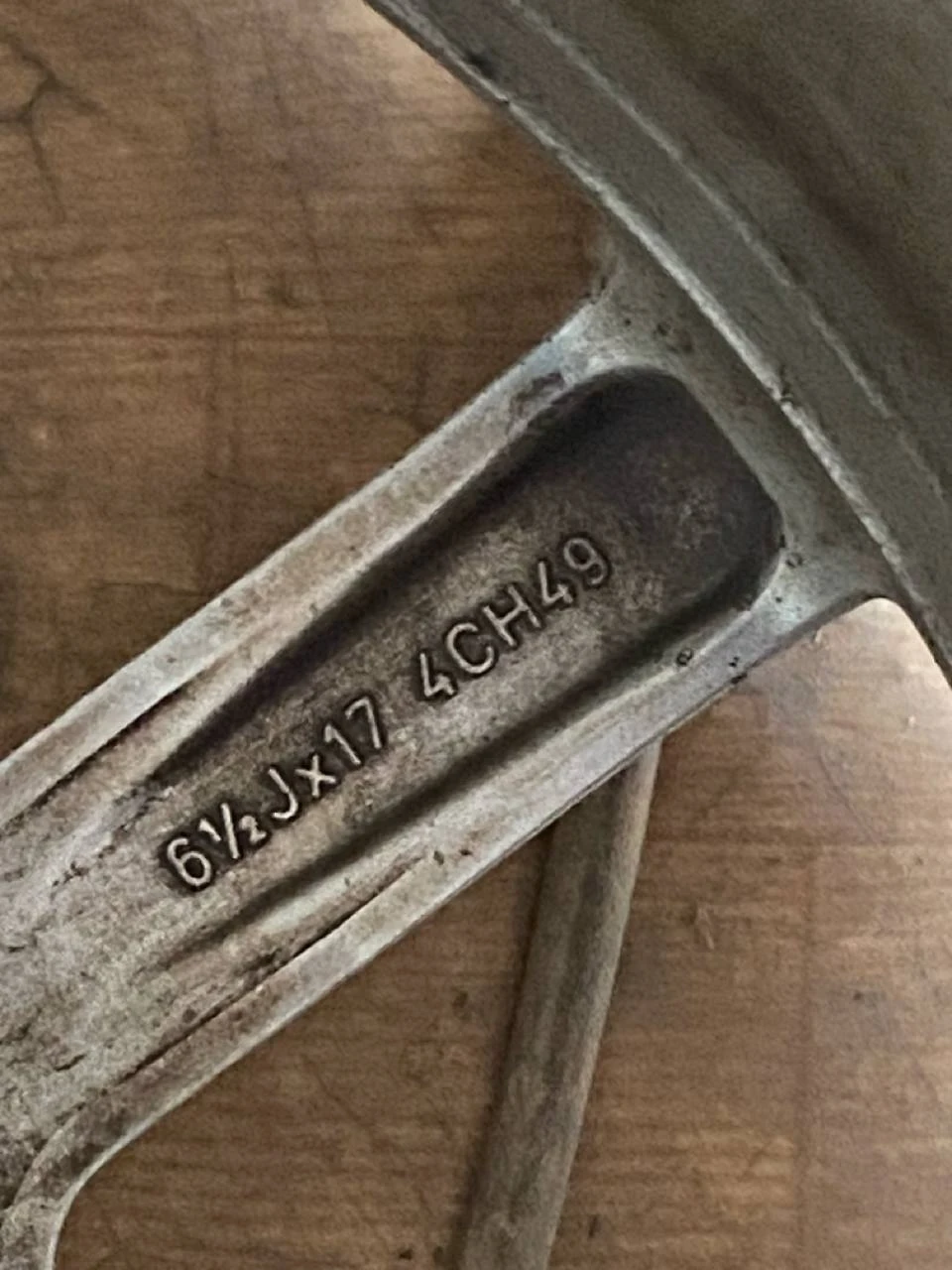 Джанти за Renault, снимка 3 - Гуми и джанти - 53956626